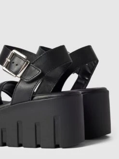 Tamaris Sandaletten Mit Dornschließe - Schwarz -Modegeschäft Für Damenschuhe 60r48ia69p344l229974qii269534l1i9d3l0c2l9p9kggim9d9kohai91a4ih23al0kkjie914kgki374o38o9n6kqjgp9o6gqjid9k68r62e1g6cp6cchjc8rj0o9m60qmap8