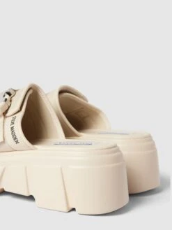 Steve Madden Pantoletten Mit Label-Detail Modell 'ACTIVATOR' - Offwhite -Modegeschäft Für Damenschuhe 614kachl70rj4gi29go54khp9d6kec2i719l4gidap7l6ihl8t148j9k6gr54jph8l546daj8l94uiii9go3gor66tgmco9g6sqj6e1k6dh64oj16or64ohnc8sj0oj56gr3ido