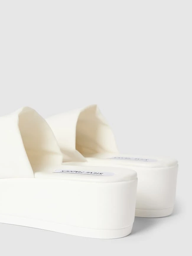 Steve Madden Pantoletten Mit Plateausohle Modell 'SLINKY' - Offwhite 3 Steve Madden Pantoletten Mit Plateausohle Modell 'SLINKY' - Offwhite – Bild 3