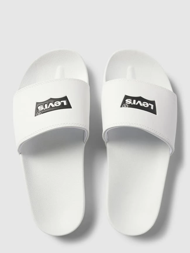 Levi’s® Acc. Slides Mit Label-Print Modell 'JUNE BATWING' - Weiß 4 Levi’s® Acc. Slides Mit Label-Print Modell 'JUNE BATWING' - Weiß – Bild 4