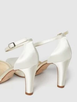 Rainbow Club Brautschuhe Aus Satin Mit Fesselriemen - Offwhite 7 Rainbow Club Brautschuhe Aus Satin Mit Fesselriemen - Offwhite -Modegeschäft Für Damenschuhe 6cq5chhn68skalhg912l6d1pal24okqd6l0kijho9l458h1n615j8j23ah942g9p71b32kahalb4oga4a93jcdhm6koj6pb675j34chk6gs66e9ncph66d9gc9h3id9nc9hj2o8