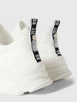 Steve Madden Sock-Sneaker Mit Label-Patch Modell 'MATCH' - Weiß 7 Steve Madden Sock-Sneaker Mit Label-Patch Modell 'MATCH' - Weiß -Modegeschäft Für Damenschuhe 6cs36h26910j0hqb6l13cc266oql0c9n8h44eihka12kuka585b3iga76db44dq3a0q3ggqj8cp34ca26ko32cpjcpj34ohjclhm6dhkc4qm2ohl71h68e34cgr3ed1k6hi68d8