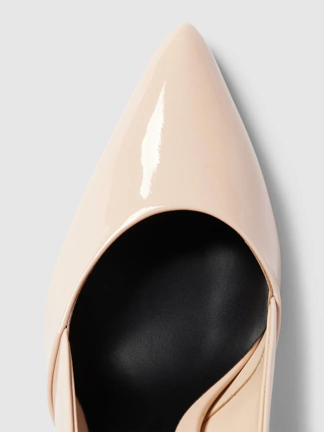 CK Calvin Klein Pumps In Glänzender Optik - Offwhite 4 CK Calvin Klein Pumps In Glänzender Optik - Offwhite – Bild 4