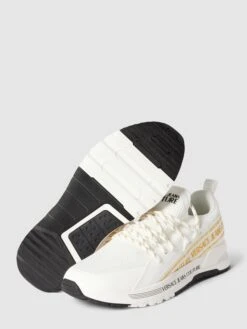 Versace Jeans Couture Sneaker Mit Label-Details Modell 'FONDO DYNAMIC' - Weiß -Modegeschäft Für Damenschuhe 6d9l8gpp8l8kediiah6kolhpa8sjgiam9ssj0c288l4ked9i8kp5aiq39cs32cif958l8ga294p4slieal3mcphlckpm4phn75i38phkcgo3ceb2ckrmaohpccsj4o9k68qjae0