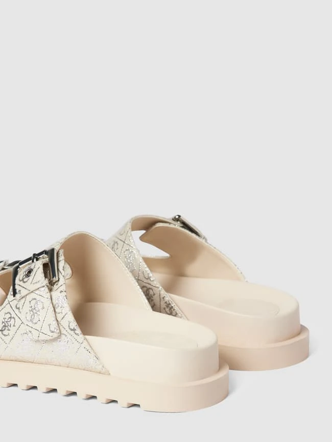 Guess Pantoletten Mit Zierkette Modell 'FATEMA' - Beige 2 Guess Pantoletten Mit Zierkette Modell 'FATEMA' - Beige – Bild 2