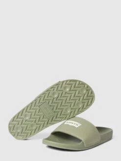 Levi’s® Acc. Slides Mit Label-Print Modell 'JUNE' - Olivgrün -Modegeschäft Für Damenschuhe 6h4kgk2m755kshqi6525aiae8h238jqaa0qj8iqlah54skqk9p8l0i1n9h0l0iil916kcii999akgdi66ko3adb2c9hjcoj271ij8cpk74sjge3465i3adpmc4qj8e1l6dj66c0