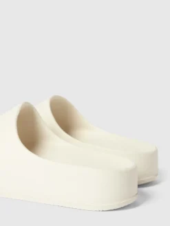 Steve Madden Slides Mit Breitem Riemen Modell 'ASTRO' - Weiß -Modegeschäft Für Damenschuhe 6kqkaeala0qksj229d14kjib917jac1h9oslak1i9h442j1k6ta5ciik6hb46jic68okoc1l6kr4siqia13mcpb56gq6cdhi68om4phkc8r66eb4c4sjcc31ckp64ob474o6ado