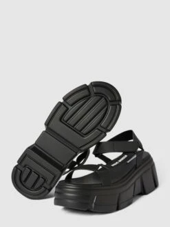 Steve Madden Sandalen Mit Label-Detail Modell 'ASSERTIVE' - Schwarz -Modegeschäft Für Damenschuhe 71aj8dam6d9kqgpi6kp3akia9gr54jii6p158j278d24ogaja0sl8e2j911kslaia9aj6l1o70q38ji6a0o30phh68s62cb46dj66chk70rj6o9g74oj2chgc9gjcc1j61imcc0