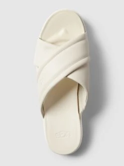 UGG Slides Mit Gekreuzten Riemen Modell 'ZAYNE' - Weiß -Modegeschäft Für Damenschuhe 88ojck1n8h1jggpn9kskeea2ah34odab8544qjq8a54kuka7agqj0ci48kp4egphada42da29t358ha198o6acb660r6ac9l60rj4p1kc5im2ohkcphjip1k6srm6ohm6pi62d0