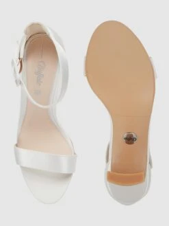 Buffalo Sandalette Aus Satin Modell 'Lorena' - Offwhite -Modegeschäft Für Damenschuhe 8d2l6hib9d834k9p6co4kk1o70p5alhnal4kkhi1619kmh1j6d8l2l2c90ql8la76l434cpk9144ekaiako6ac9p74qjacr56ko64d9k6pj62e9ocks3ip9hc9im4p3165ij8p0