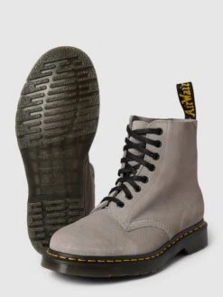 Dr. Martens Dr.Martens Schnürboots Aus Leder Modell '1460 Pascal' - Hellgrau -Modegeschäft Für Damenschuhe 8h1j8e2a9t13cg9ja4qjeji5a8ol4cai950l2k1naks42e9p8d94klhj6h2kse2e6525ch2b90s4qj1na53j0c1j61h68pb1cor3ie9k64ojie9l71ij0p9m74s30dpnc9ij2p0