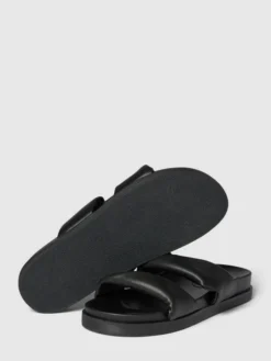 Only Pantoletten In Two-Tone-Machart - Schwarz 9 Only Pantoletten In Two-Tone-Machart - Schwarz -Modegeschäft Für Damenschuhe 8ssj0dpg8cq4ckpka8p54ka299a34gpl9t258j238l55cc229143ih1oa0ql0kilal1kcca6al6jidqm753mcphgcopm8e9i75hj8o9kc9gjgo9icph30d1k64r64p9i6ko3goo