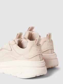 UGG Sneaker Mit Label-Details - Hellrosa -Modegeschäft Für Damenschuhe 91a4kh9h8d8k6hi66p74gl9j9924kdie94pk6gqfa52kecid6l8k8l9l9ssked236l84sihjad3ksdia8l3j0cpp65gj4c3568om6dpk6ko6co9h6ssjie9oclhm8e9g75h36c8