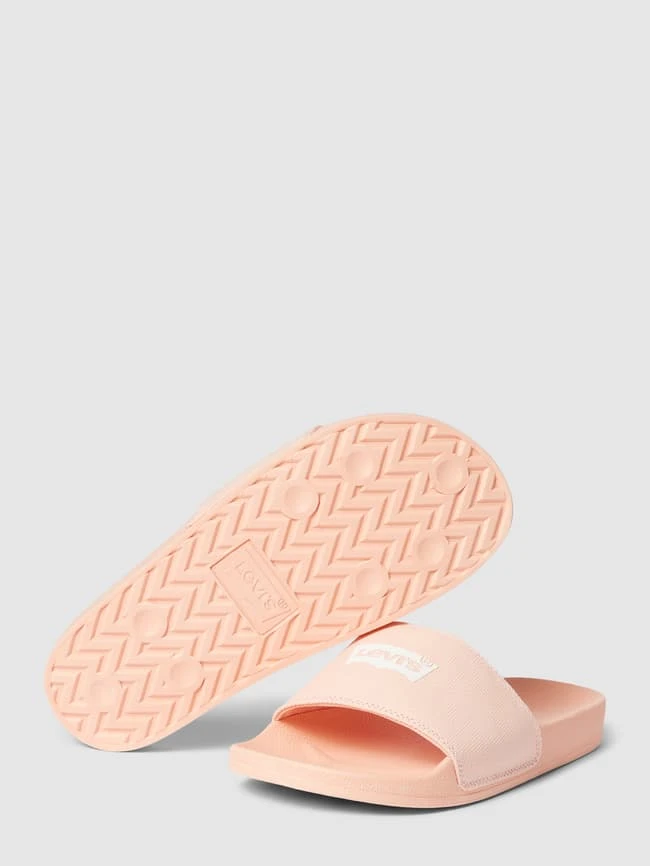 Levi’s® Acc. Slides Mit Label-Print Modell 'JUNE' - Lachs 4 Levi’s® Acc. Slides Mit Label-Print Modell 'JUNE' - Lachs – Bild 4