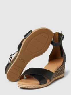 UGG Sandalen Mit Hohem Absatz Modell 'EUGENIA' - Schwarz -Modegeschäft Für Damenschuhe 9db4ggpj69b42h9oacs4sl2eap532iqf9524sk249sp4mhqbakrkuii89gp3idih9h3lcipj6t7kah9ka53j2p1l70pj4phh6so36opkcgq32ob46oom6e34cdi66pho6pi30o8