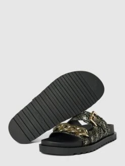 Guess Pantoletten Mit Zierkette Modell 'FATEMA' - Schwarz -Modegeschäft Für Damenschuhe 9h7l6laaa0r4gdag8ha3cc228d1k2j256h4l6hi76p24icq565alaj1pap752dpg9p54qdak8opjaiah8d3jgchlchgm4cb6cgrmac9k68p30ob2cgp3aor1c4s38d1pc4p3idg