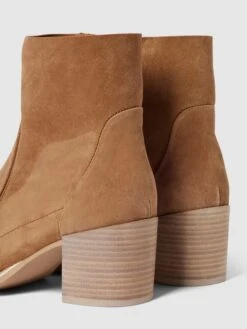 ALPE Stiefeletten Mit Reißverschluss - Hellbraun -Modegeschäft Für Damenschuhe 9l238kqha0q4kc278ss48hi29h94udi86p9j6i9ha5434j9m659ksdii61736ga86crl0ga7al230c259d3j4ohpccr6ceb3c4qj4phkchhm4e3161hmae1m6sr32dj368rjaog