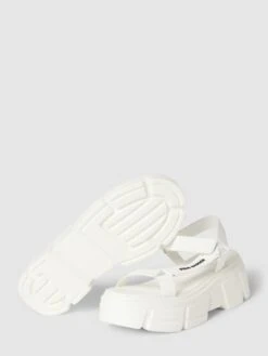 Steve Madden Sandalen Mit Label-Detail Modell 'ASSERTIVE' - Offwhite -Modegeschäft Für Damenschuhe 9p3kqlhhapb4md2kap3kilaiapb52jaa8co3cihi8584cd2795142ia390r36iqd8l944cq7659l4kq3913jichp6ti3ed1m61gjcp9k64ojce9pcoq68o9p6ti30e1h74ojep8