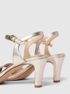 Tamaris Sandaletten Im Metallic-Look - Gold -Modegeschäft Für Damenschuhe a0qk8e1jada34ji4998j8ihg6h0l8jqm8spj0hpj9h0jgk2da58j4h1m6d15ci1o9ta3chph691koi21a8o3eoj6cdhj6e9n74r36c1k71i30e34c4sj8e9lccrj6oj465j64do
