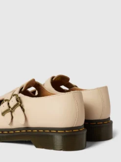 Dr. Martens Dr.Martens Halbschuhe Aus Leder Mit Dornschließen Modell 'Mary Jane' - Offwhite 7 Dr. Martens Dr.Martens Halbschuhe Aus Leder Mit Dornschließen Modell 'Mary Jane' - Offwhite -Modegeschäft Für Damenschuhe a4p32da26so4ochm853l4gqf6tb50kag6tajgc2e9cs36kq89kp4eka18ks4kl2la534gjal8573gjik9l3m8cj5clim6o9pc8rjed9k6ksmce1j6kq6ae9k68s6co9oc8r6adg