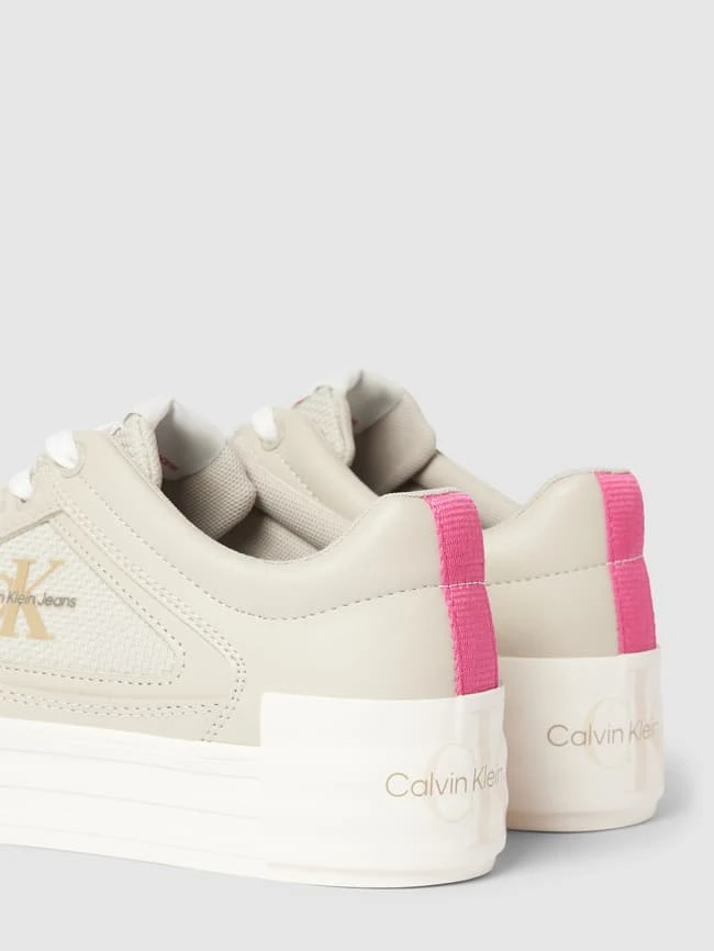 Calvin Klein Jeans Sneaker Aus Beschichtetem Leder-Mix Modell 'BOLD' - Beige 2 Calvin Klein Jeans Sneaker Aus Beschichtetem Leder-Mix Modell 'BOLD' - Beige – Bild 2