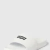 Levi’s® Acc. Slides Mit Label-Print Modell 'JUNE BATWING' - Weiß