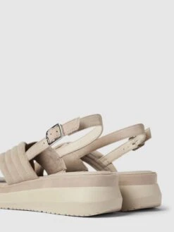 Tamaris Sandalen Mit Dornschließe - Taupe -Modegeschäft Für Damenschuhe a95jikii8pb30gpj616j8ga7a96ksjqjah5jiiho91646ci56h1l0d1l8l0k6ci98t55al9p95a4oha56so64d1h6srjac9h60smao9k6coj2e1gc4o38c9pccpj0c9k71i3ae8
