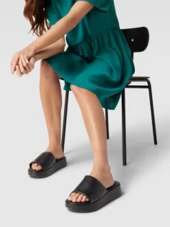 Only Slides Im Unifarbenen Design Modell 'KAYNE' - Schwarz