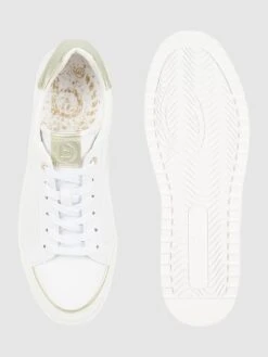 Bagatt Sneaker In Leder-Optik - Weiß -Modegeschäft Für Damenschuhe ad2l0j27952lcc2k90pjic2k88o32kq16p358j27a0sjih9oah350jim8sqkucq49l232j219l94udic9go3iohnc8p36d9ocdi3ao9k6cr3go9oc5i64ob56ko66e9k6soj6c8