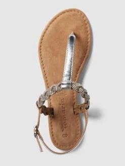 Tamaris Zehentrenner Mit Ziersteinbesatz - Silber -Modegeschäft Für Damenschuhe ah54adpj8h7jej2m950kelid85930ea3a93j4lik94pkoe2f8t34ik22856jcjhi656j4hq96p1j0hhn8ko36dpg64s30dpkcgp32opk65j66oj269ijaphk60pmad9g6kq66o8