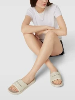 Calvin Klein Jeans Slides Mit Label-Print - Beige