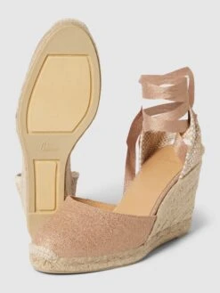 Castañer Wedges Mit Effektgarn Modell 'CARINA' - Hellrosa -Modegeschäft Für Damenschuhe ap34eda9896j8jpla4pl2iaa8ks38la6694j6iab74p50j1h714j6k9oahb3adqb759jcdacad84sh9i70o3gd1g68s3io9hccs3ce9k6ksmce1i71hm8c9h6co36cj465ijce8