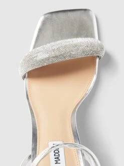 Steve Madden Sandaletten Mit Strasssteinbesatz Modell 'ENTICE' - Silber 8 Steve Madden Sandaletten Mit Strasssteinbesatz Modell 'ENTICE' - Silber -Modegeschäft Für Damenschuhe ap4k6kig9593gkq6ah1kce2d6sr58h29ap1kmcpn9t53idpoad636c2m70ojgcibagqlal2c6d9lad2798o64phg70pmachhc4r32d1k69imco9lc4o64d1n70r64e1g70r32p8