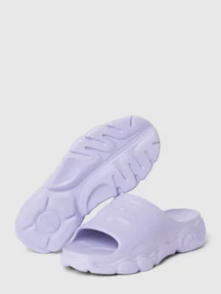 Buffalo Slides Mit Plateausohle - Flieder -Modegeschäft Für Damenschuhe ap9l8k229d338jii9p1kukae8gr3gk9i94q4oeal6h44ahij6gs52jq69grl6h1k6taj6ia4a4rjadi2613j0chh61hj8dpo70q3adhk64q66e9ic8qjep1o6lhm8dhn74r66og